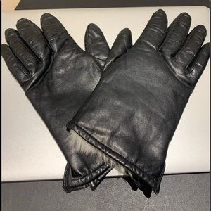 Ladies leather and fur line gloves
